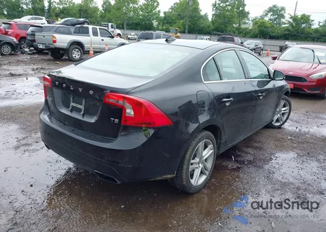 2014 Volvo S60 T5/T5 Platinum/T5 Premier/T5 Premier Plus from USA, damaged, VIN YV1612FS0E2298194